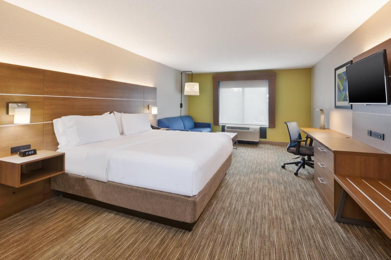 Holiday Inn Express & Suites Chesapeake By Ihg Exterior photo